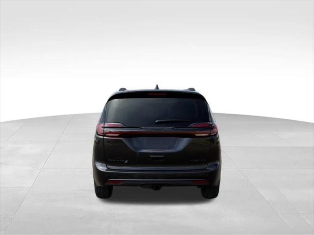 2027 Chrysler Pacifica Limited