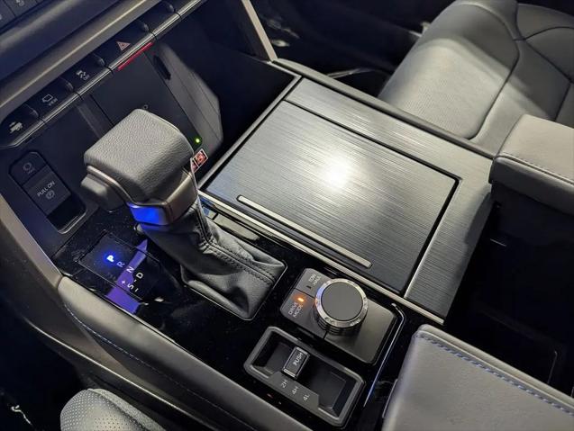2026 Toyota Tundra Platinum CrewMax 5.5' Bed
