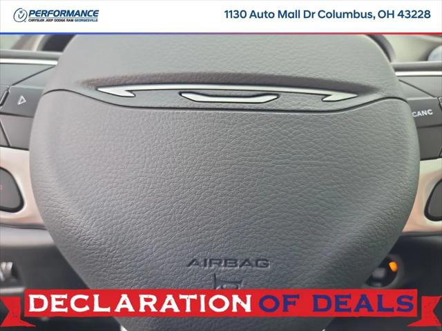 2027 Chrysler Pacifica Select