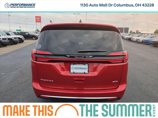 2027 Chrysler Pacifica Select