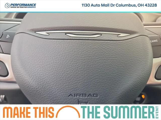 2027 Chrysler Pacifica Select