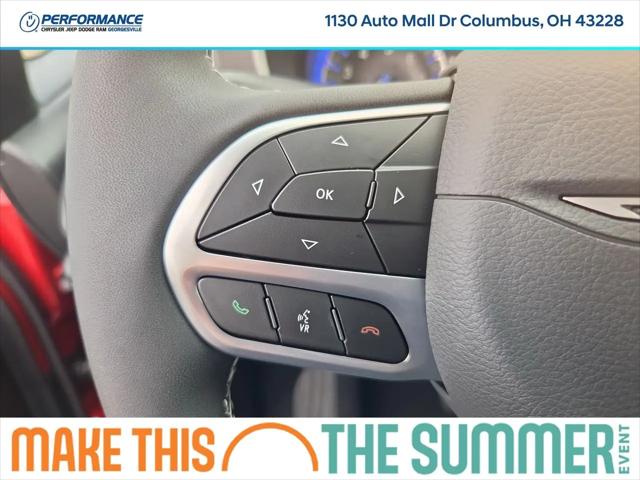2027 Chrysler Pacifica Select