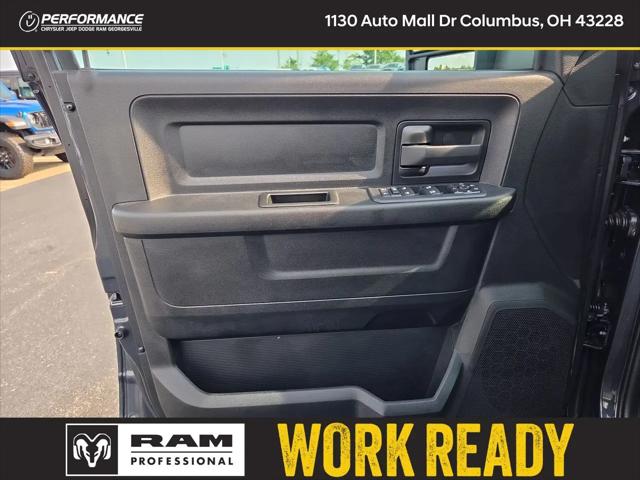 2026 Ram 2500 Black Express Crew Cab 4x4 64 Box
