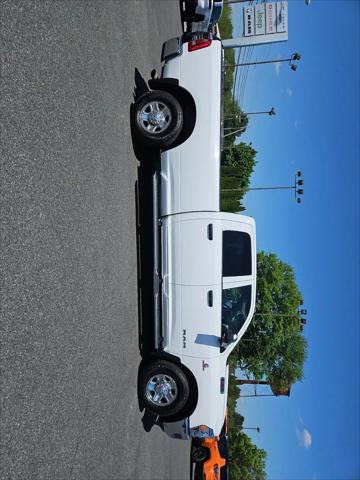 2022 Ram 3500 Tradesman Crew Cab 4x2 8' Box