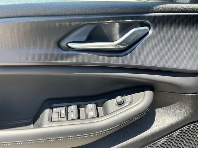 2025 Jeep Grand Cherokee L Laredo X 4x4