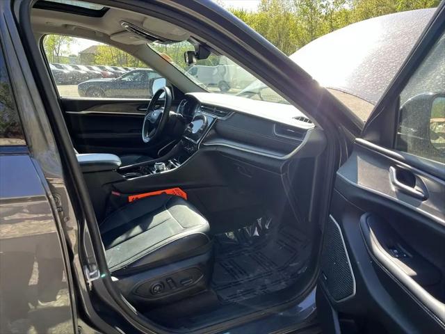 2022 Jeep Grand Cherokee L Limited 4x4