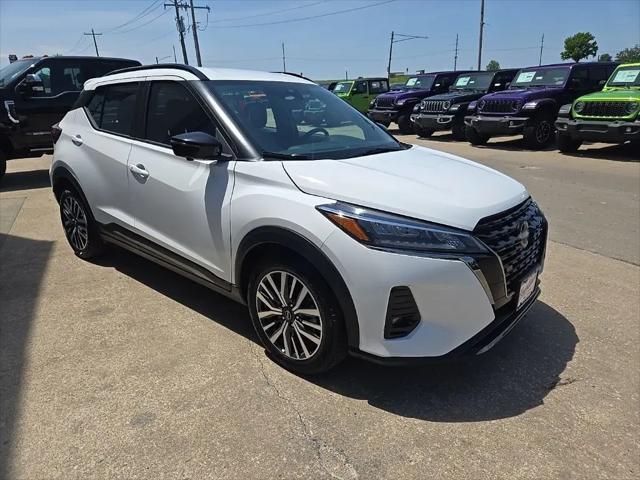 2024 Nissan Kicks SR Xtronic CVT