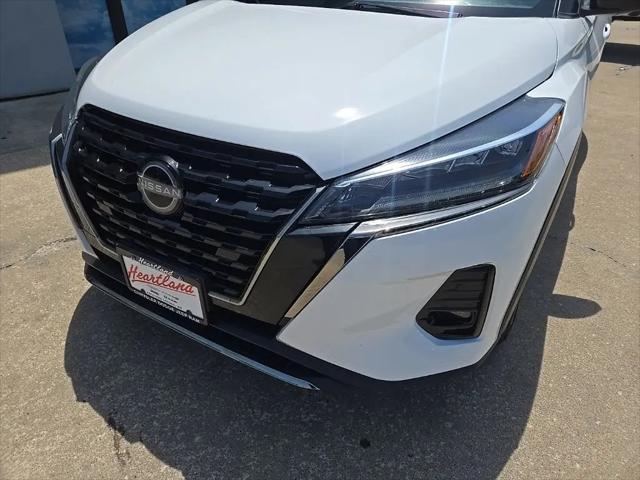 2024 Nissan Kicks SR Xtronic CVT