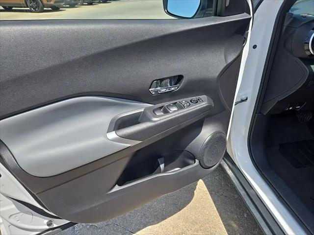 2024 Nissan Kicks SR Xtronic CVT