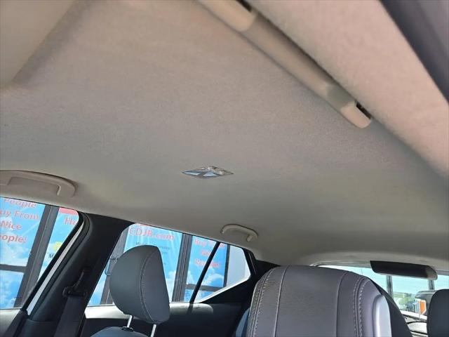 2024 Nissan Kicks SR Xtronic CVT