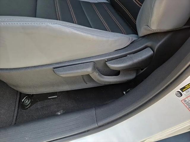 2024 Nissan Kicks SR Xtronic CVT