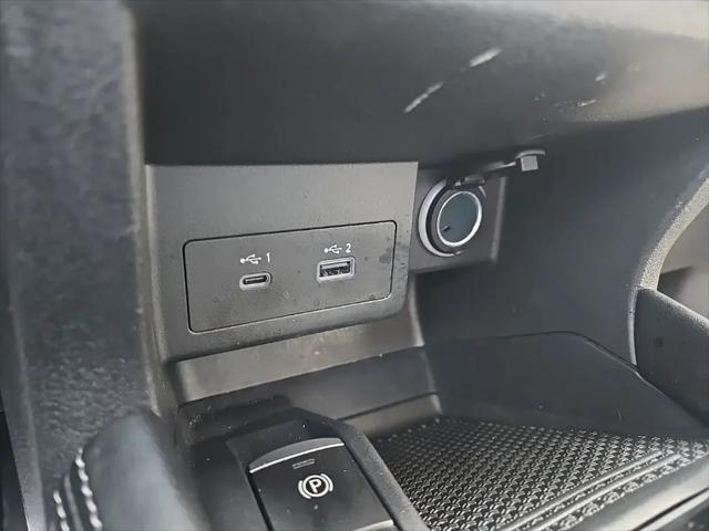 2024 Nissan Kicks SR Xtronic CVT