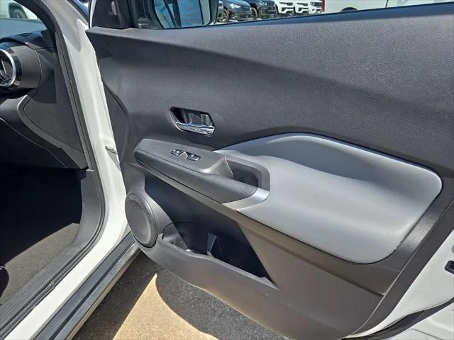 2024 Nissan Kicks SR Xtronic CVT