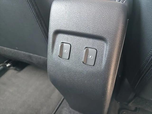2024 Nissan Kicks SR Xtronic CVT