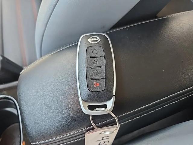2024 Nissan Kicks SR Xtronic CVT