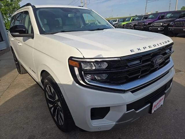 2025 Ford Expedition Platinum