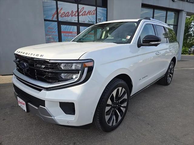2025 Ford Expedition Platinum