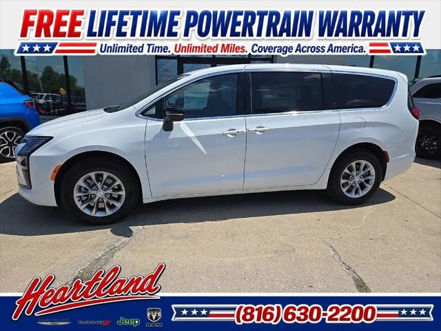 2027 Chrysler Pacifica Select