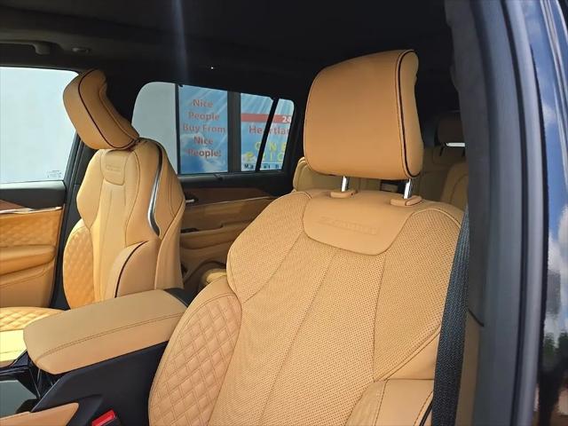 2026 Jeep Grand Cherokee L Summit 4x4