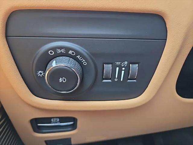 2026 Jeep Grand Cherokee L Summit 4x4