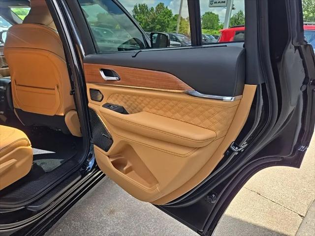 2026 Jeep Grand Cherokee L Summit 4x4