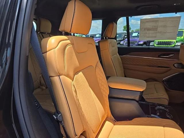 2026 Jeep Grand Cherokee L Summit 4x4