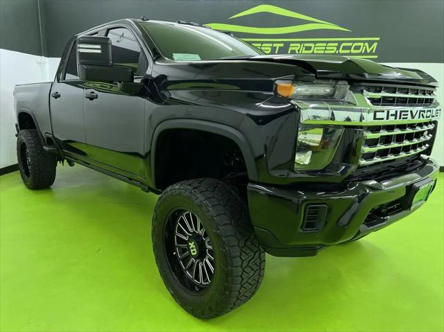 2022 Chevrolet Silverado 2500HD 4WD Crew Cab Standard Bed Custom