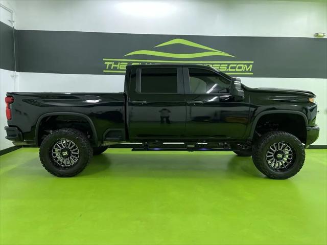 2022 Chevrolet Silverado 2500HD 4WD Crew Cab Standard Bed Custom