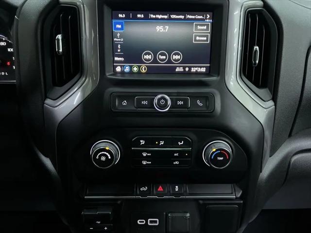 2022 Chevrolet Silverado 2500HD 4WD Crew Cab Standard Bed Custom