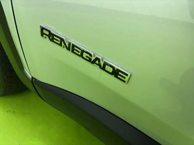2019 Jeep Renegade Latitude FWD