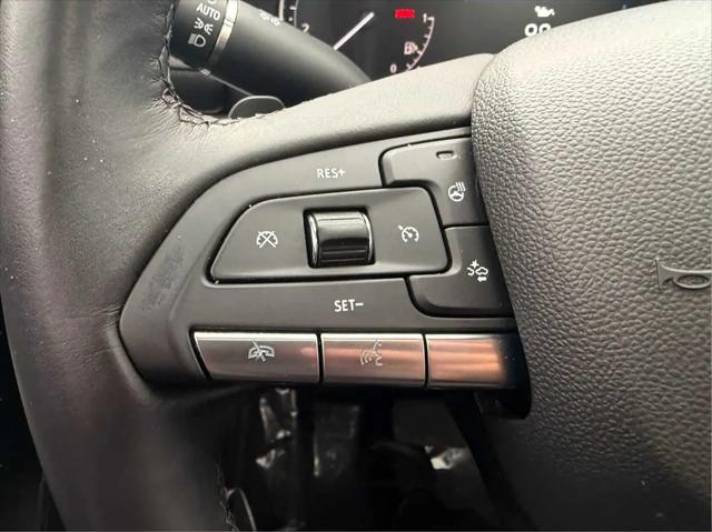 2023 Cadillac XT4 AWD Premium Luxury