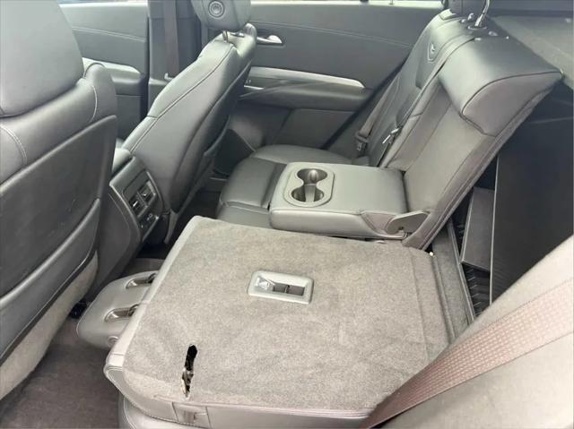 2023 Cadillac XT4 AWD Premium Luxury