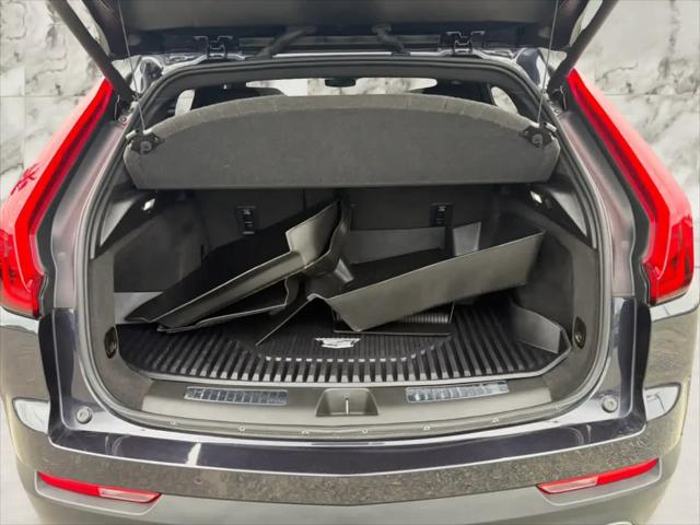 2023 Cadillac XT4 AWD Premium Luxury