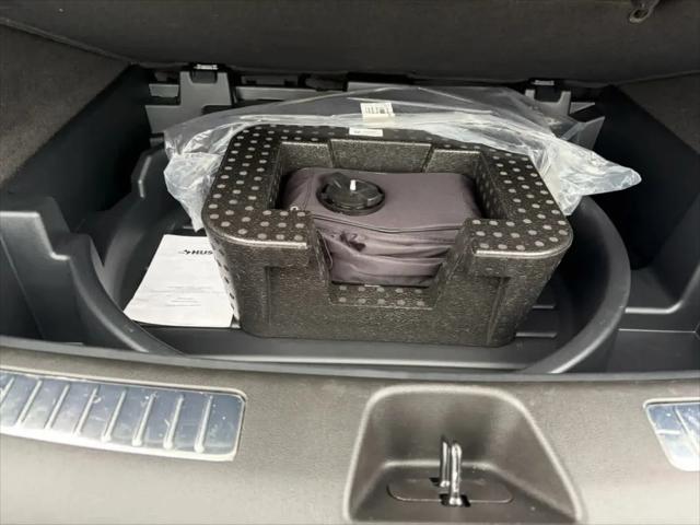 2023 Cadillac XT4 AWD Premium Luxury