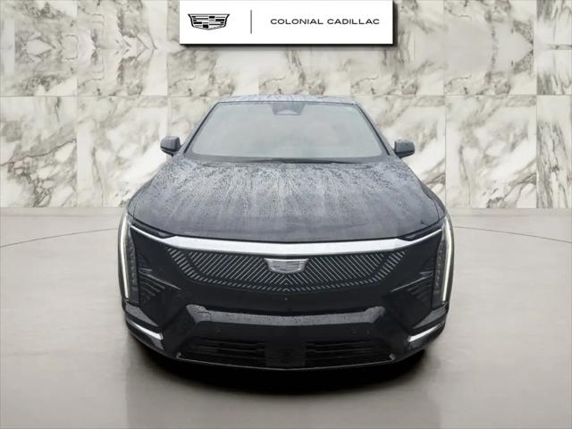 2025 Cadillac iQ Luxury 1 AWD