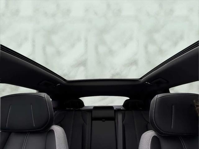 2025 Cadillac iQ Luxury 1 AWD