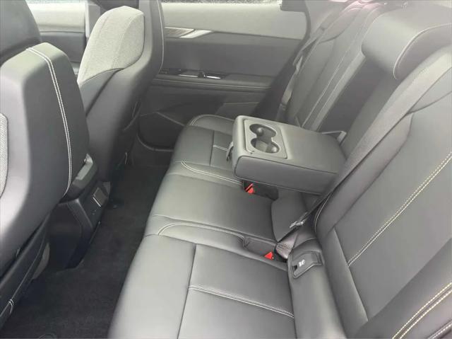 2025 Cadillac iQ Luxury 1 AWD