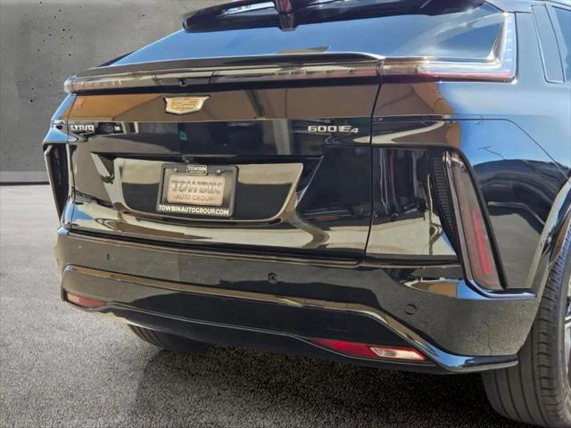2024 Cadillac iQ Sport w/1SK