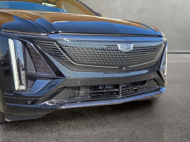 2024 Cadillac iQ Sport w/1SK