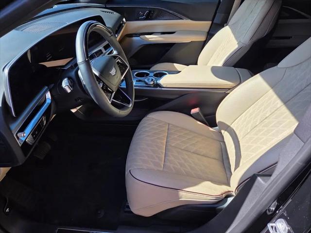 2024 Cadillac iQ Sport w/1SK
