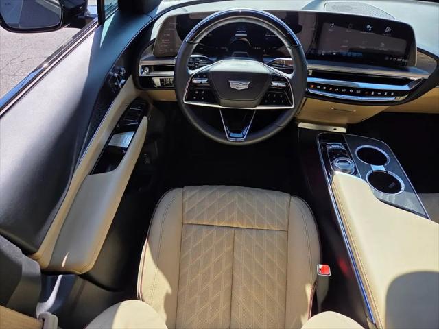 2024 Cadillac iQ Sport w/1SK