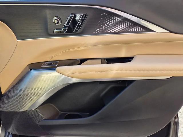2024 Cadillac iQ Sport w/1SK