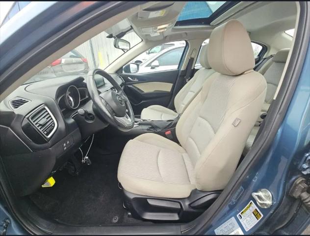 2016 Mazda Mazda3 i Touring