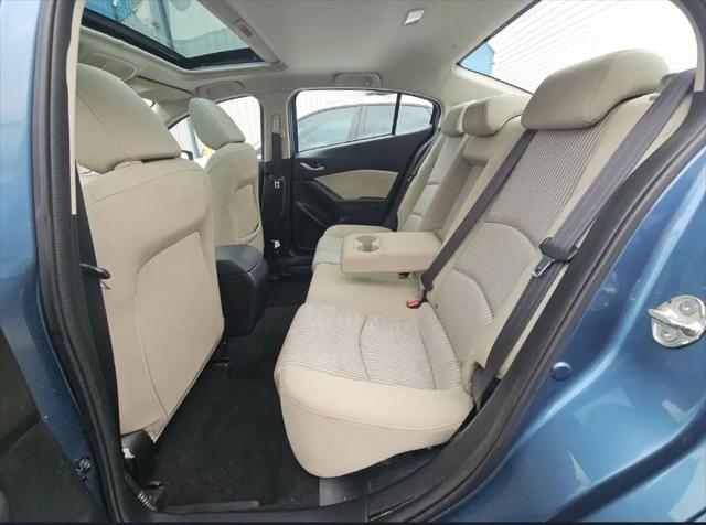 2016 Mazda Mazda3 i Touring