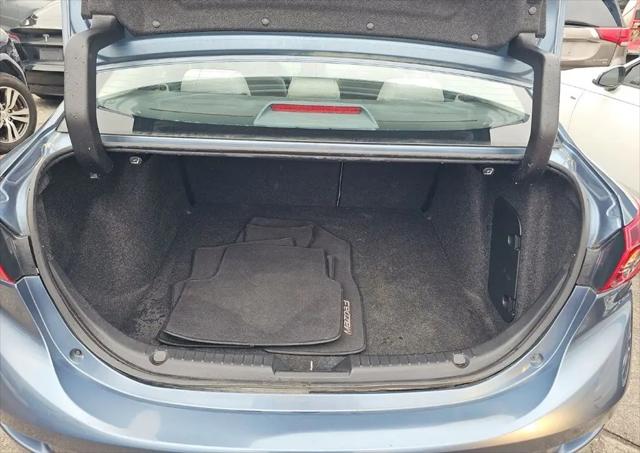 2016 Mazda Mazda3 i Touring