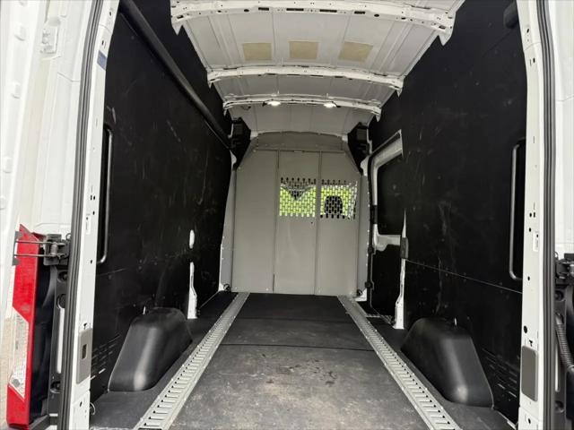 2025 Ford Transit Cargo Van T-350