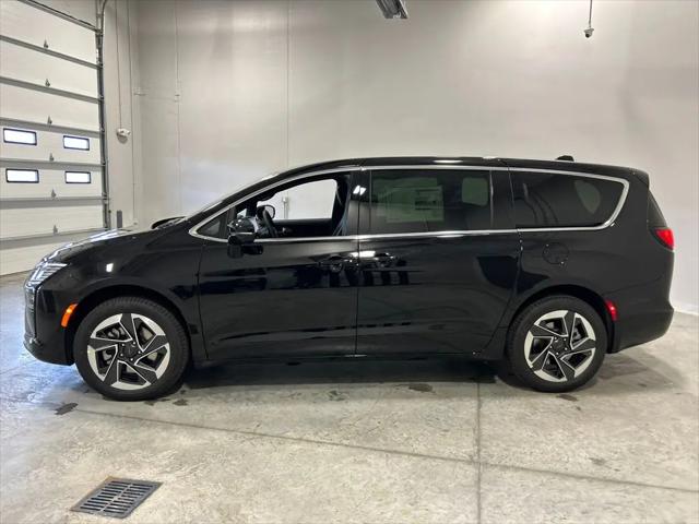 2027 Chrysler Pacifica Limited