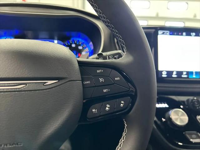 2027 Chrysler Pacifica Limited