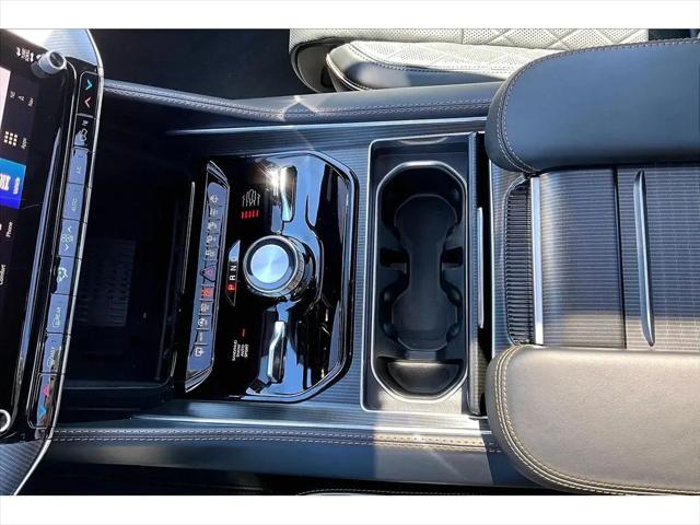 2026 Jeep Grand Wagoneer Summit Reserve 4x4