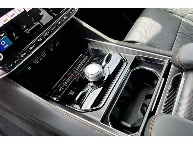 2026 Jeep Grand Wagoneer Summit Reserve 4x4